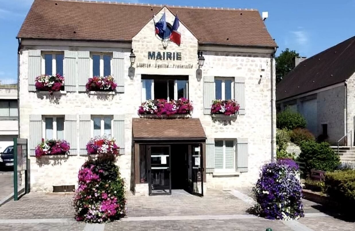 Mairie Neuville-sur-Oise service assainissement informations locales